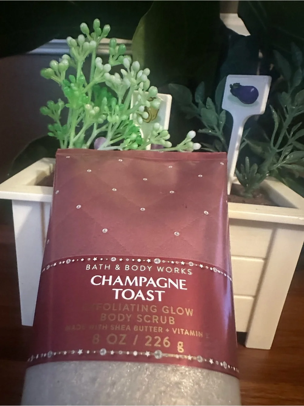 CHAMPAGNE TOAST Bath & Body Works Exfoliating Glow Body Scrub 8 Oz/226 g